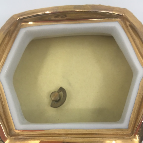 Shared Memories Jewelry Box Musical My Sister My Friend Sandra Kuck Pls Read - Picture 6 of 14